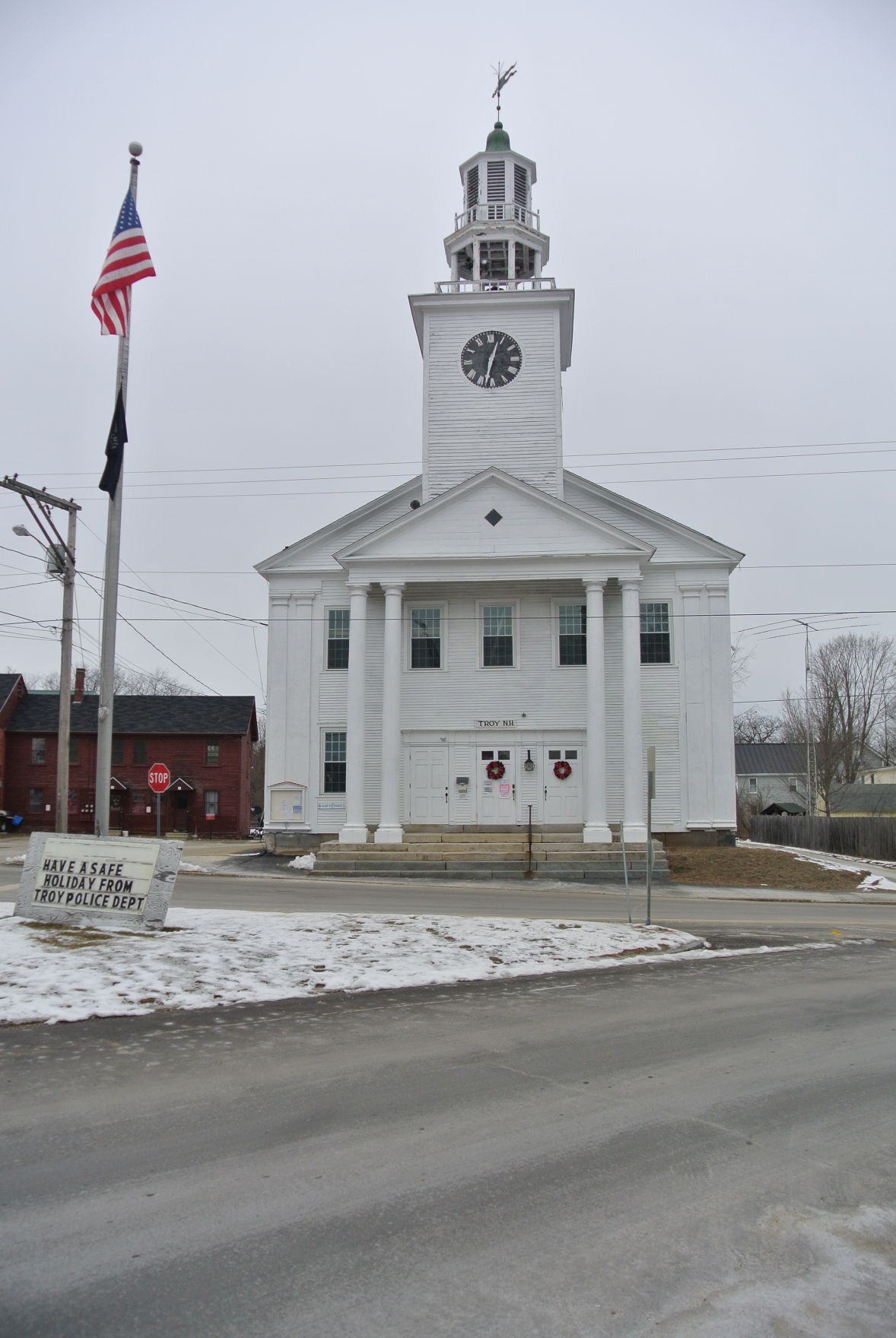Troy closes town hall over threats